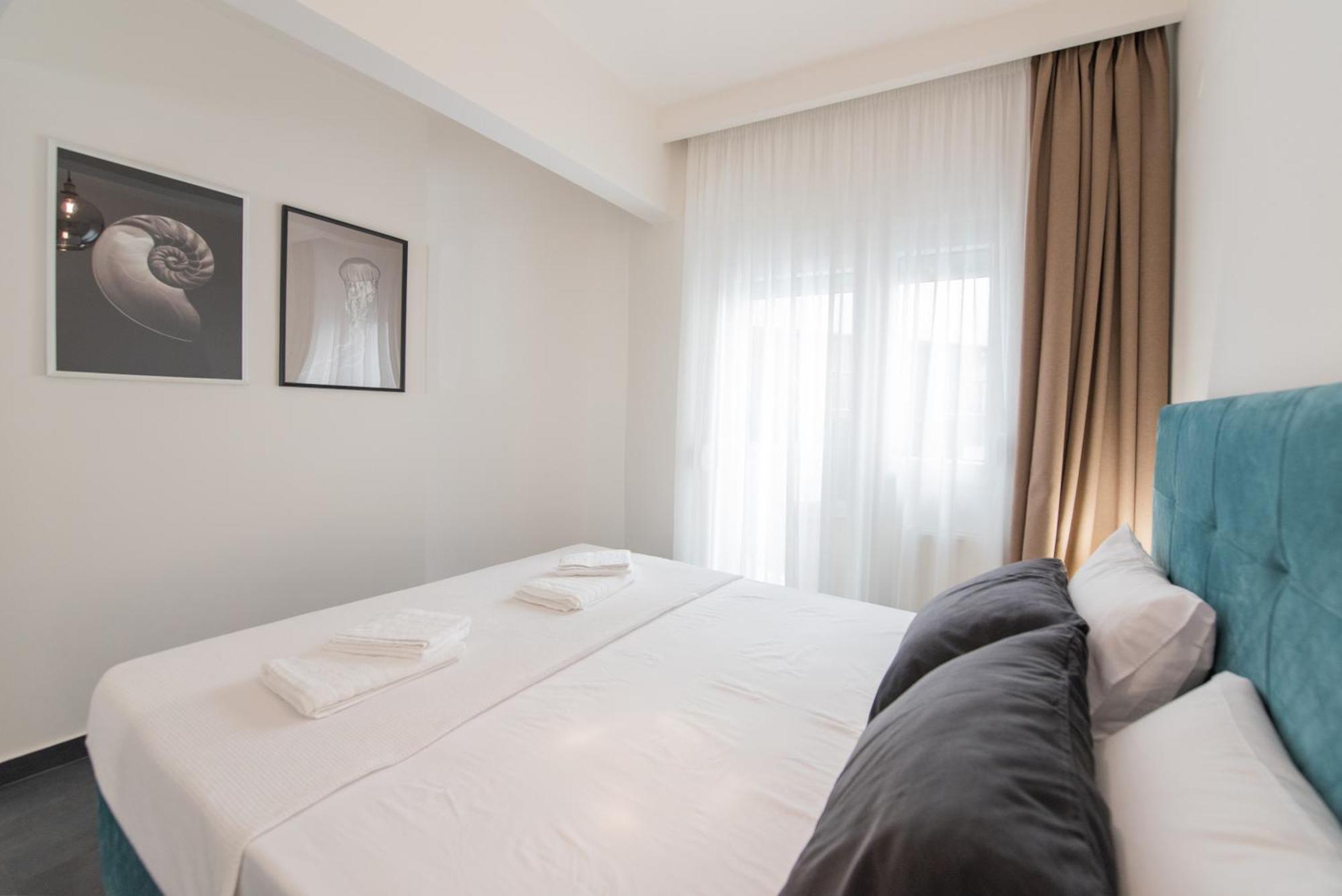 Sansevieria Central Thessaloniki Buitenkant foto
